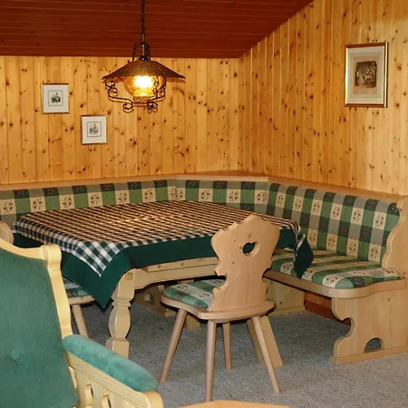 费利恩沃宏乌弗利维酒店