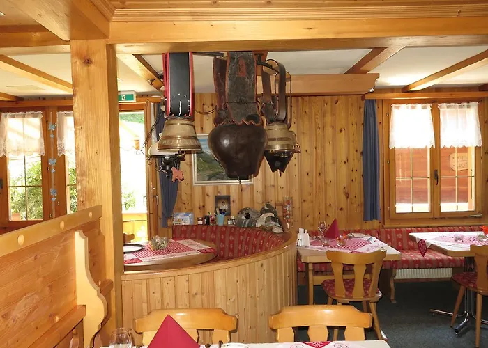 Uf Dr Liwwi * גרינדלוולד