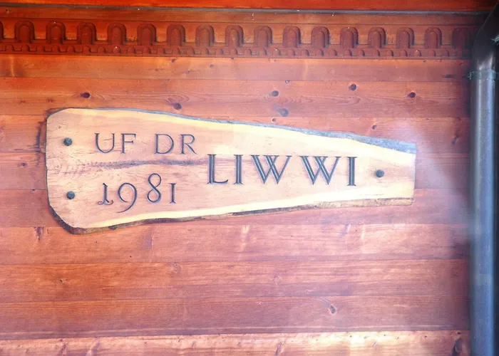 Uf Dr Liwwi גרינדלוולד