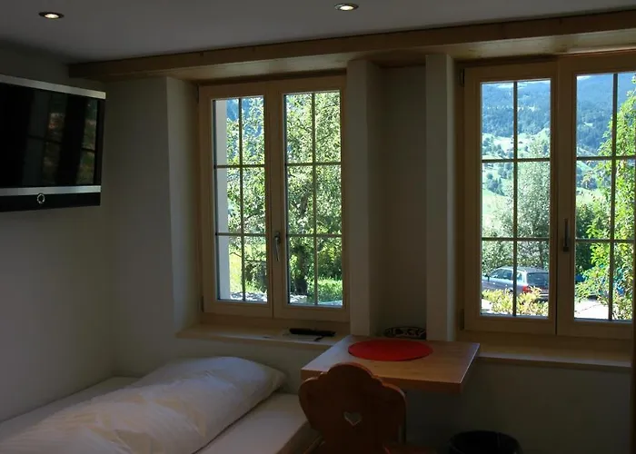 Uf Dr Liwwi דירה גרינדלוולד