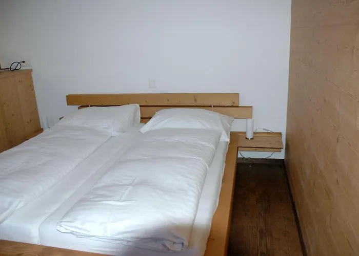 Uf Dr Liwwi דירה גרינדלוולד